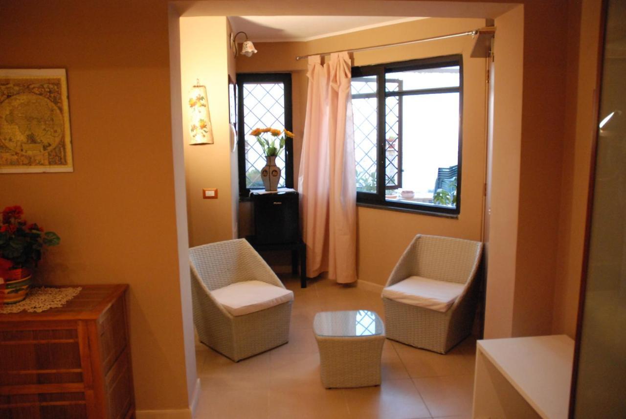 לינה וארוחת בוקר ויקו אקוונסה Garden On The Sea מראה חיצוני תמונה